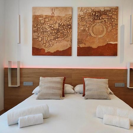 Galleria Roma Art Guesthouse Oristano Bagian luar foto