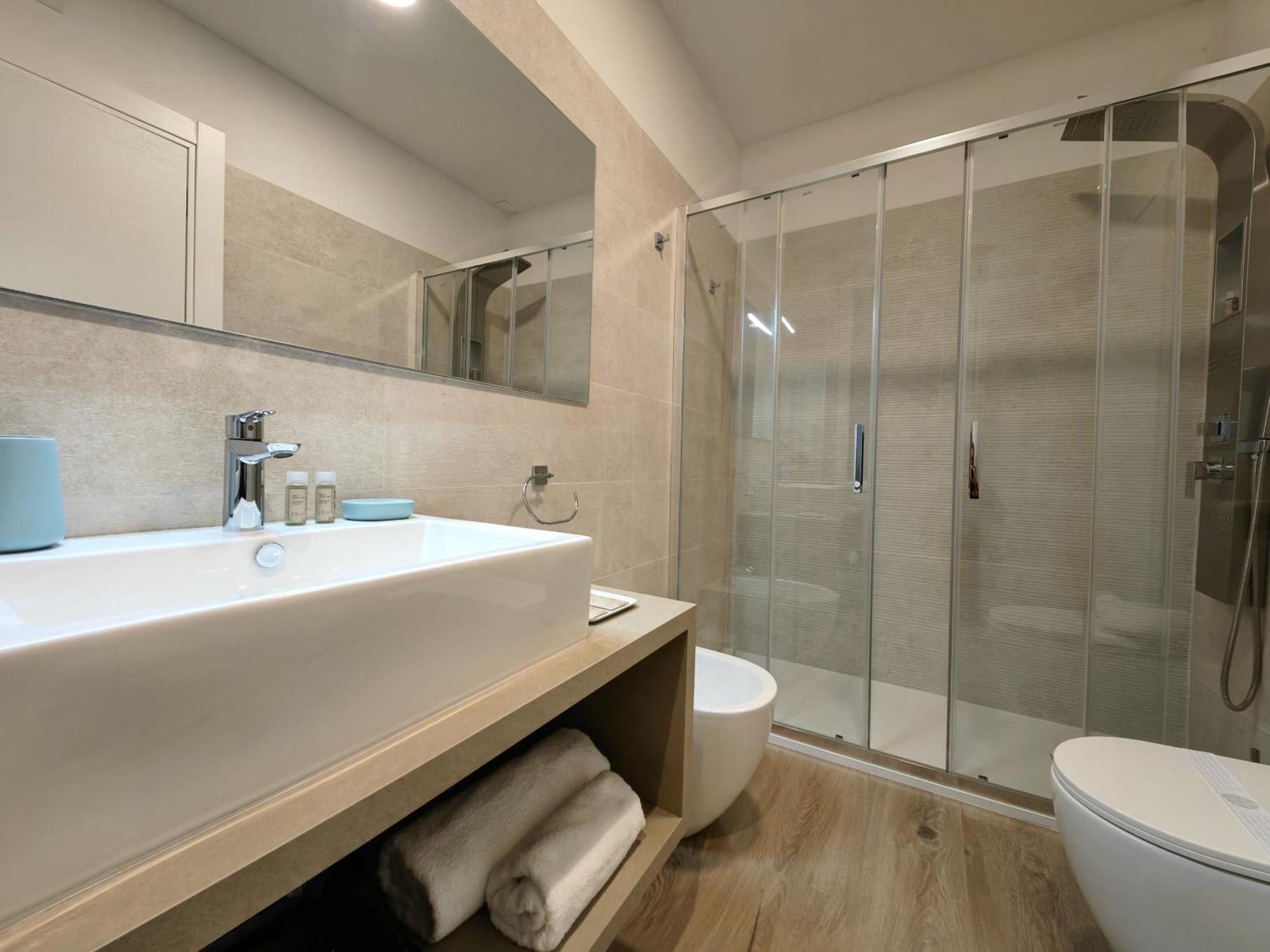 Galleria Roma Art Guesthouse Oristano Bagian luar foto