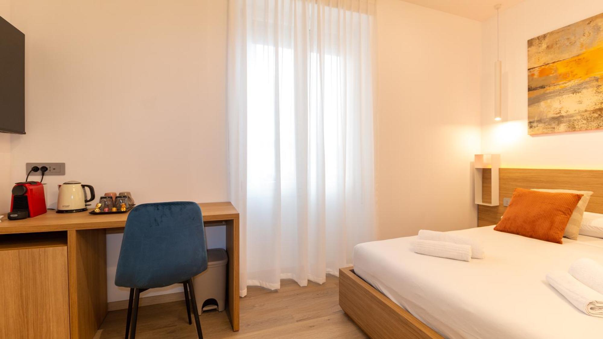 Galleria Roma Art Guesthouse Oristano Bagian luar foto